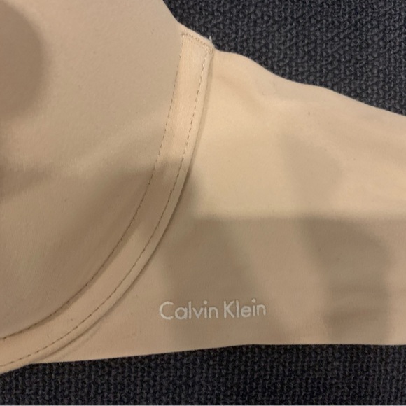 Calvin Klein Beige Bra Size 34C - Picture 2 of 4